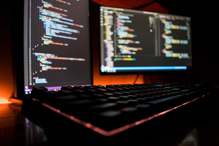 Web de agencia inmobiliaria mostrando una propiedad en venta